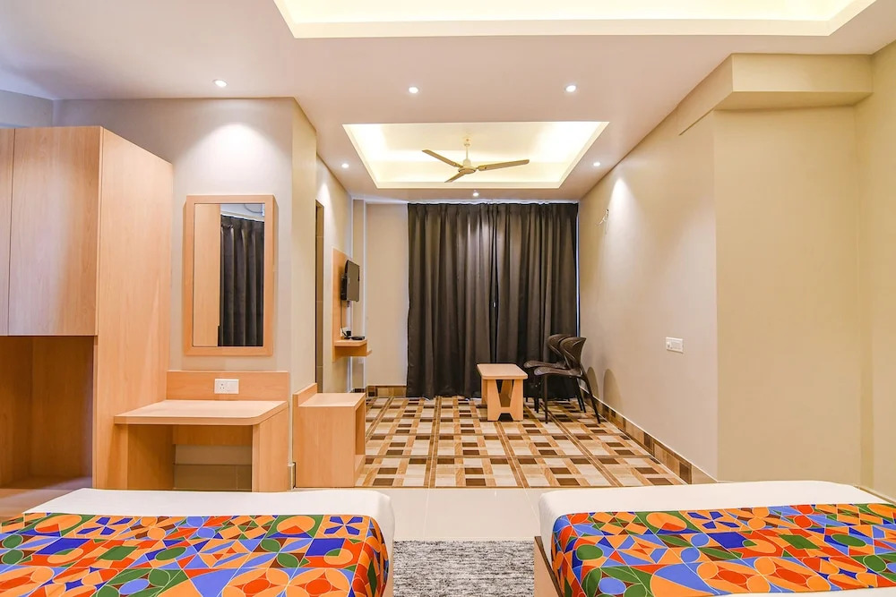 Ховрах: Fabhotel Jp