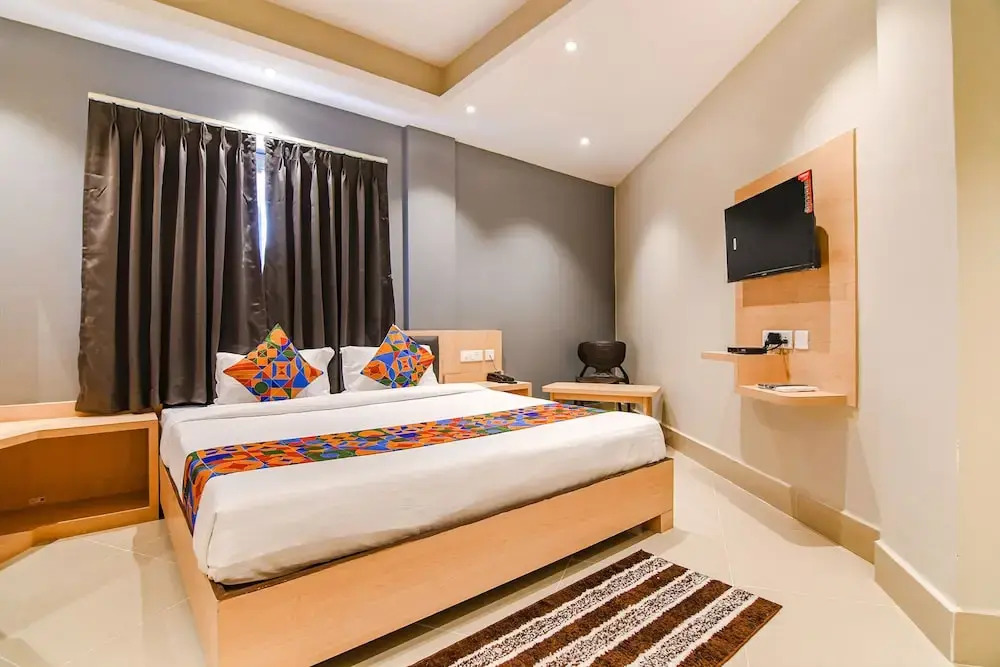 Ховрах: Fabhotel Jp