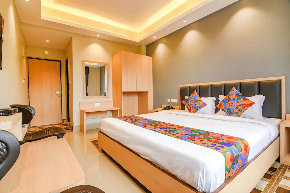Ховрах: Fabhotel Jp