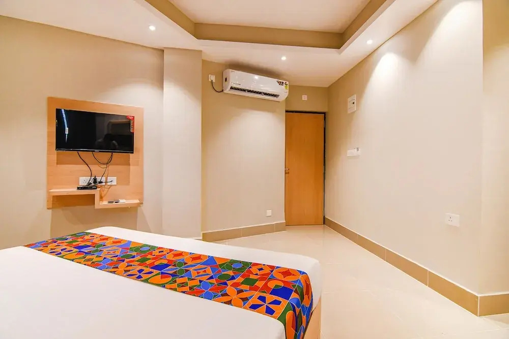 Ховрах: Fabhotel Jp