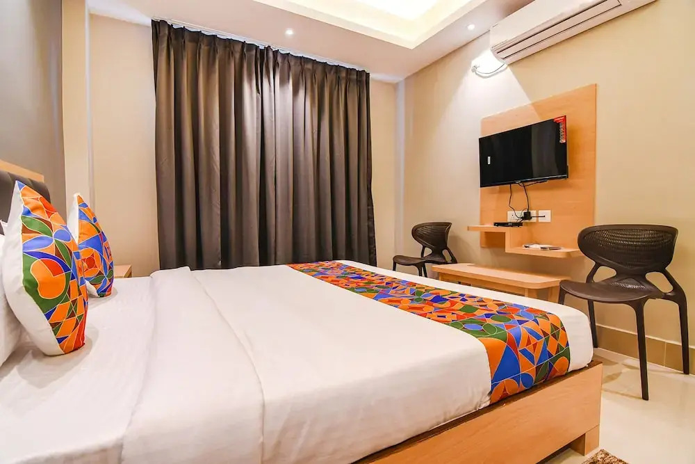 Ховрах: Fabhotel Jp