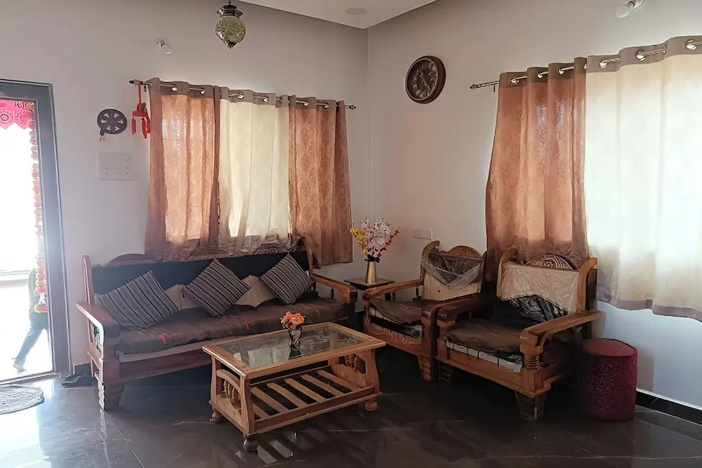 Олд-Махабалешвар: Saubhagya Villa