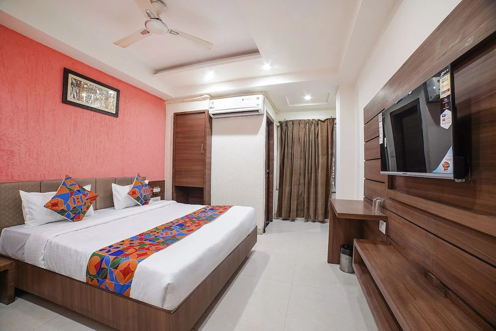 Бхопал: Fabhotel Johri Regency