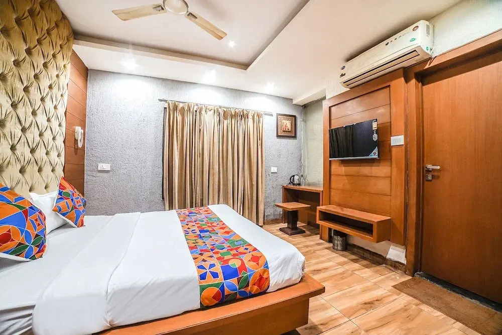 Бхопал: Fabhotel Johri Regency