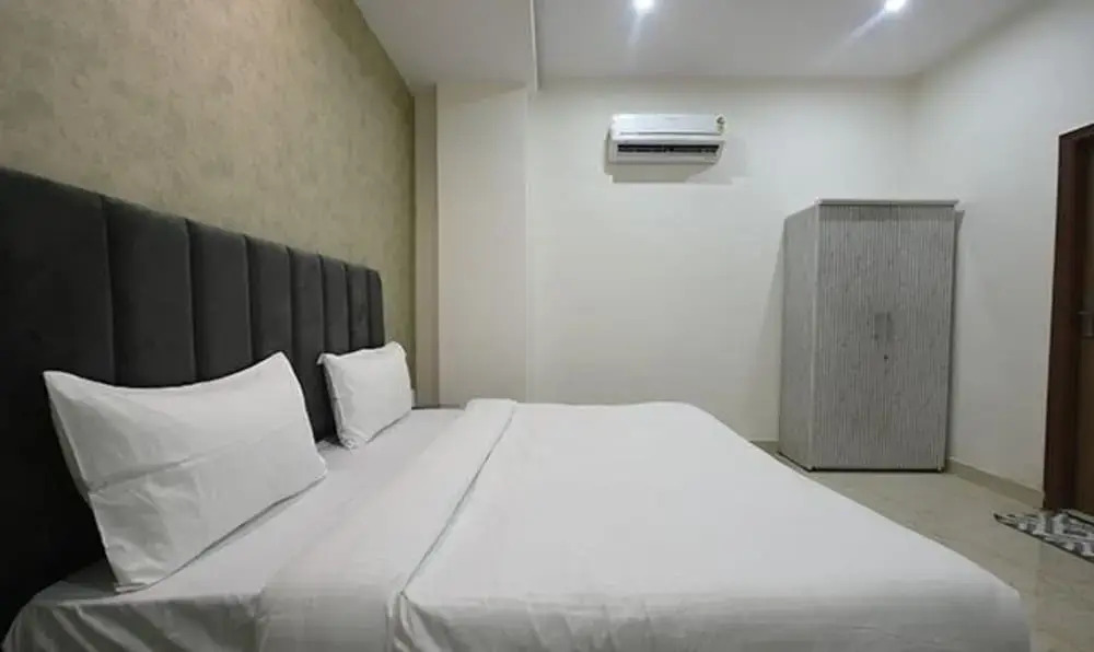 Фаридабад: Fabhotel Aroma Inn