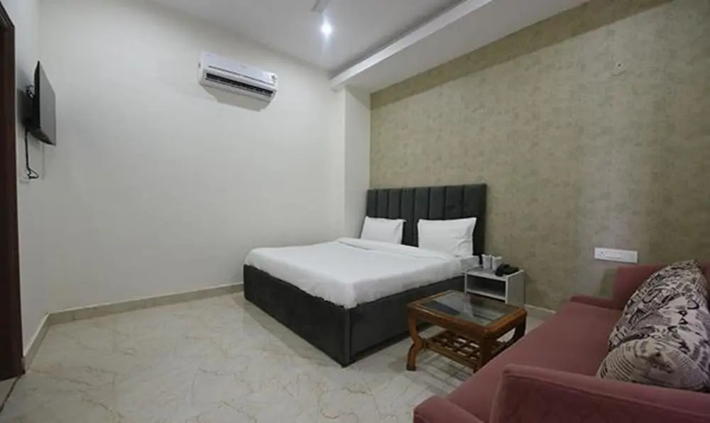 Фаридабад: Fabhotel Aroma Inn