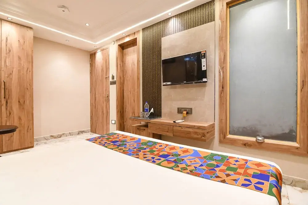 Кришнанагар: Fabhotel Prime Krishna Regency