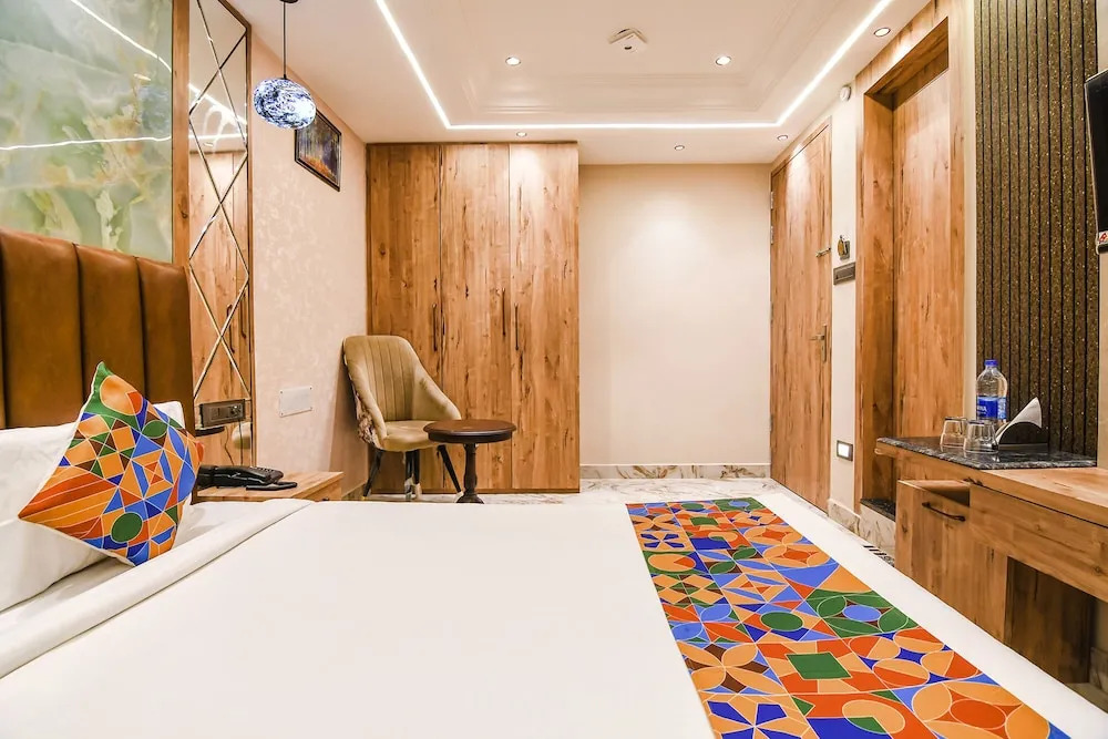 Кришнанагар: Fabhotel Prime Krishna Regency