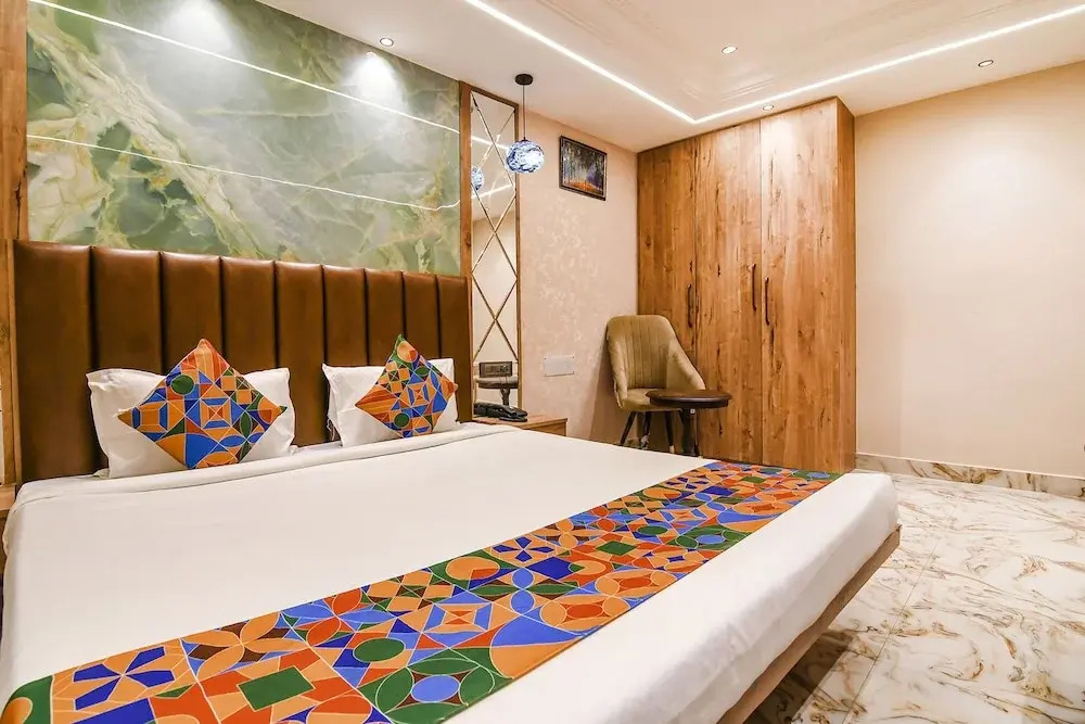 Кришнанагар: Fabhotel Prime Krishna Regency
