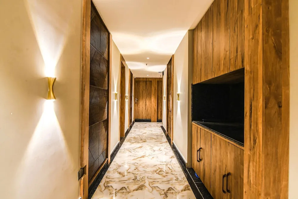 Кришнанагар: Fabhotel Prime Krishna Regency
