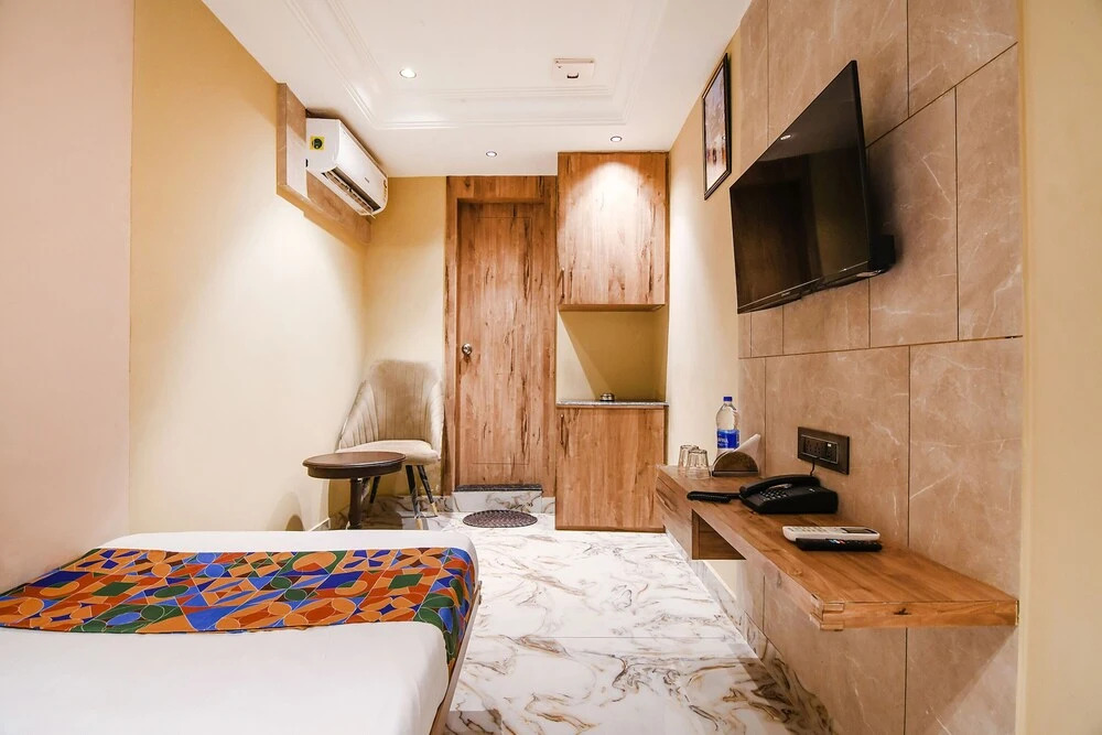 Кришнанагар: Fabhotel Prime Krishna Regency