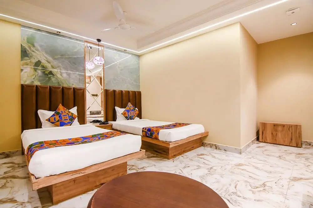Кришнанагар: Fabhotel Prime Krishna Regency