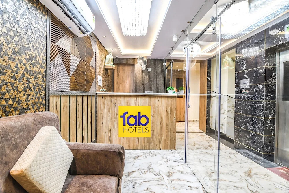 Кришнанагар: Fabhotel Prime Krishna Regency