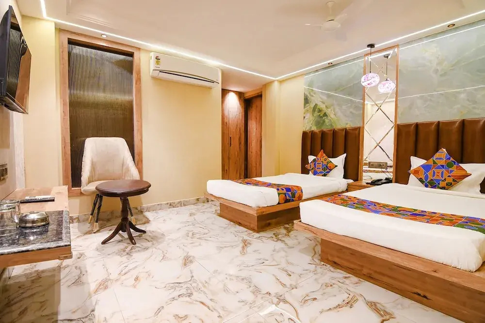 Кришнанагар: Fabhotel Prime Krishna Regency