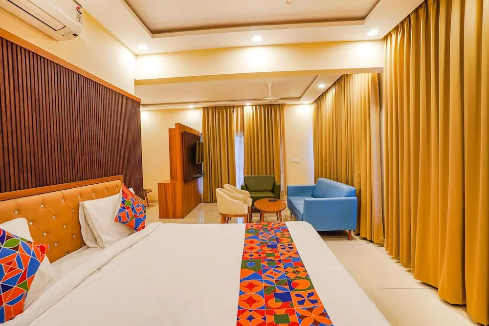 Хосур: Fabhotel Prime The Waves