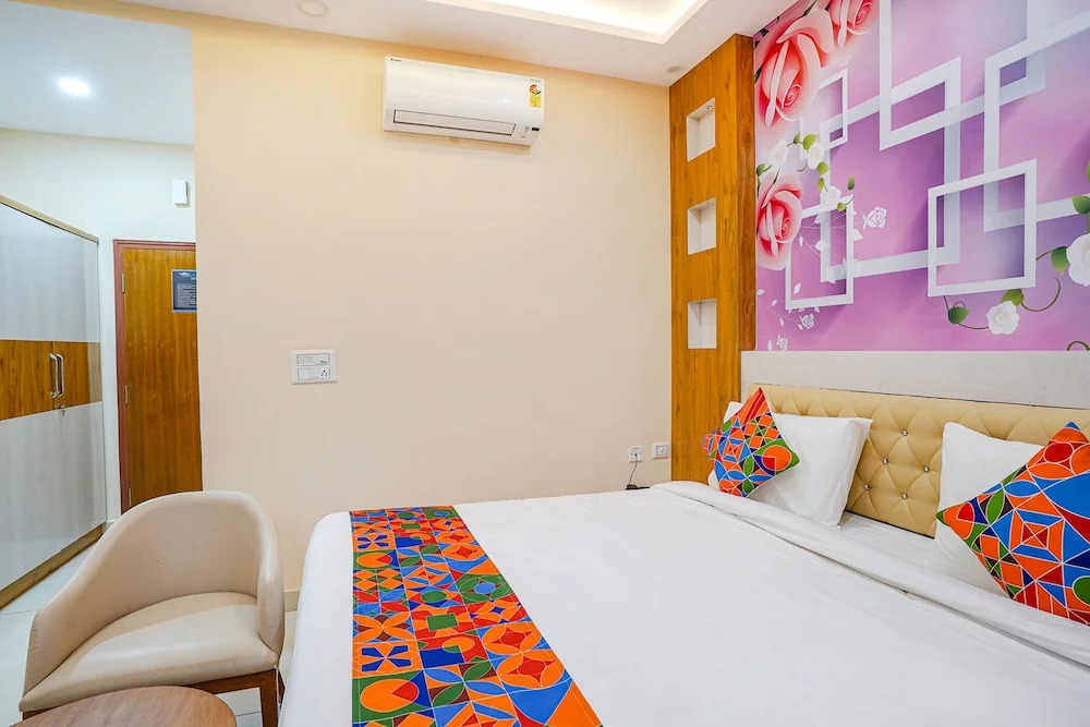 Хосур: Fabhotel Prime The Waves