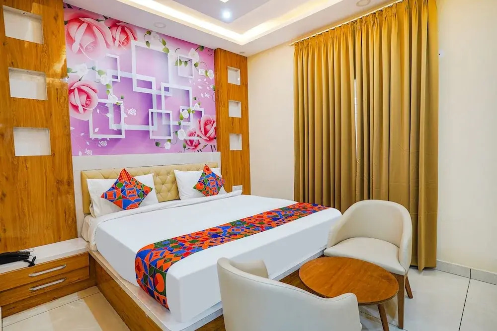 Хосур: Fabhotel Prime The Waves
