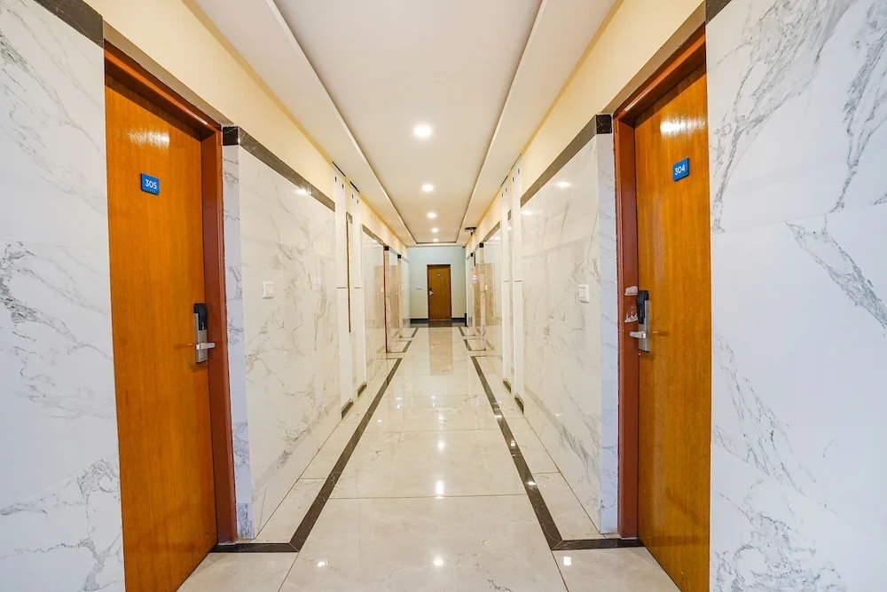 Хосур: Fabhotel Prime The Waves