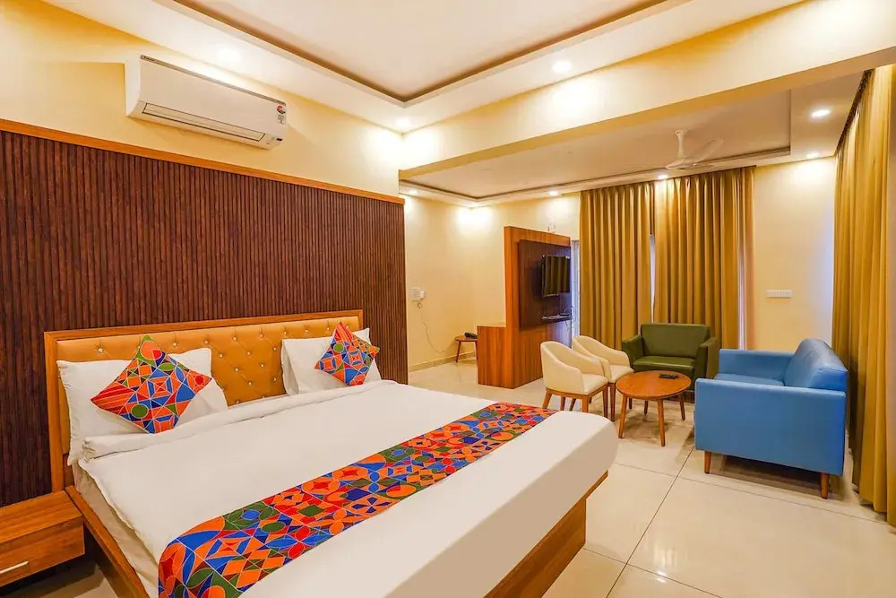 Хосур: Fabhotel Prime The Waves