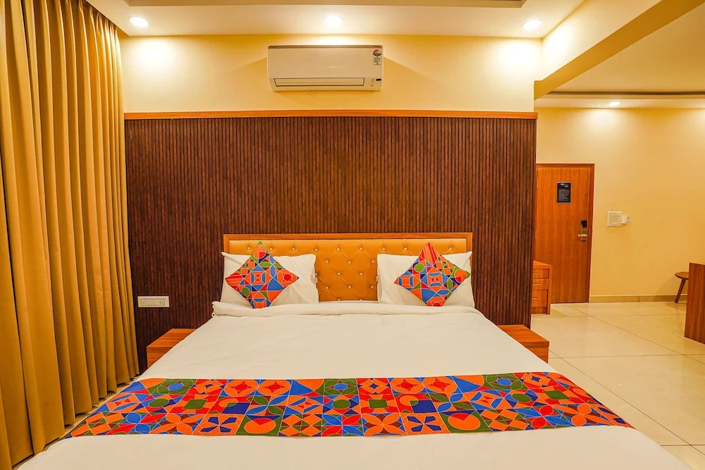 Хосур: Fabhotel Prime The Waves