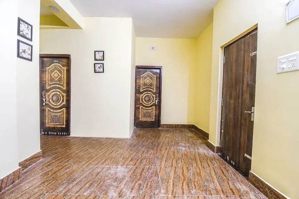 Бхубанешвар: Fabhotel Airport Residency I