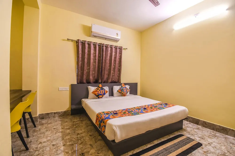 Бхубанешвар: Fabhotel Airport Residency I