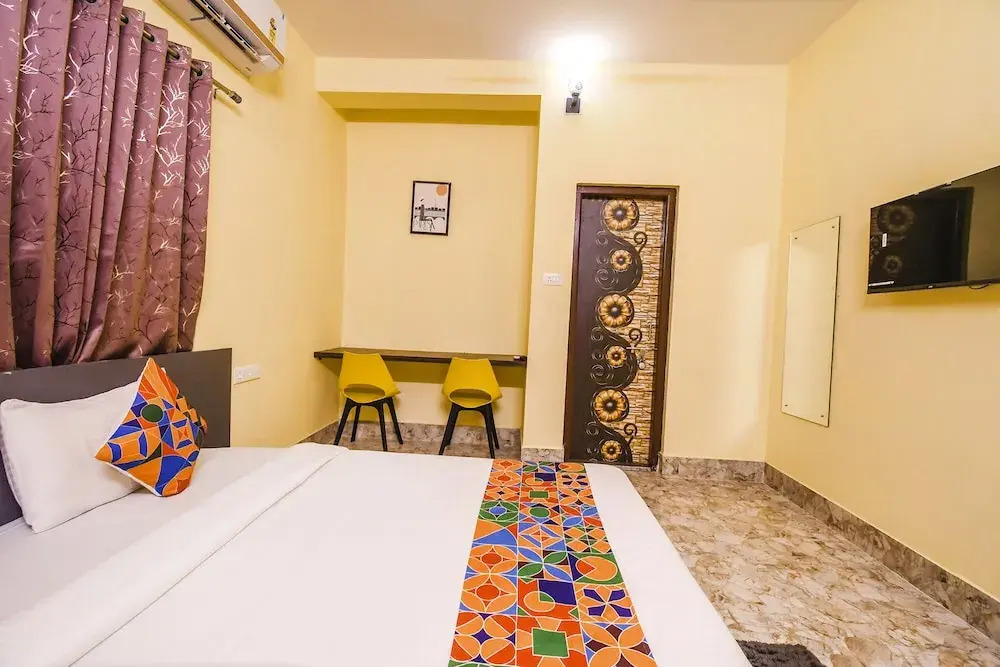Бхубанешвар: Fabhotel Airport Residency I