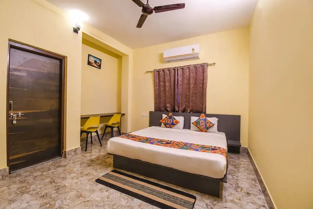 Бхубанешвар: Fabhotel Airport Residency I