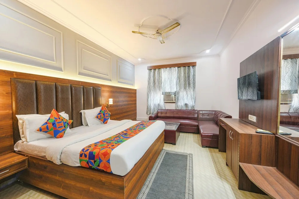 Газиабад: Fabhotel Black Stone Palace