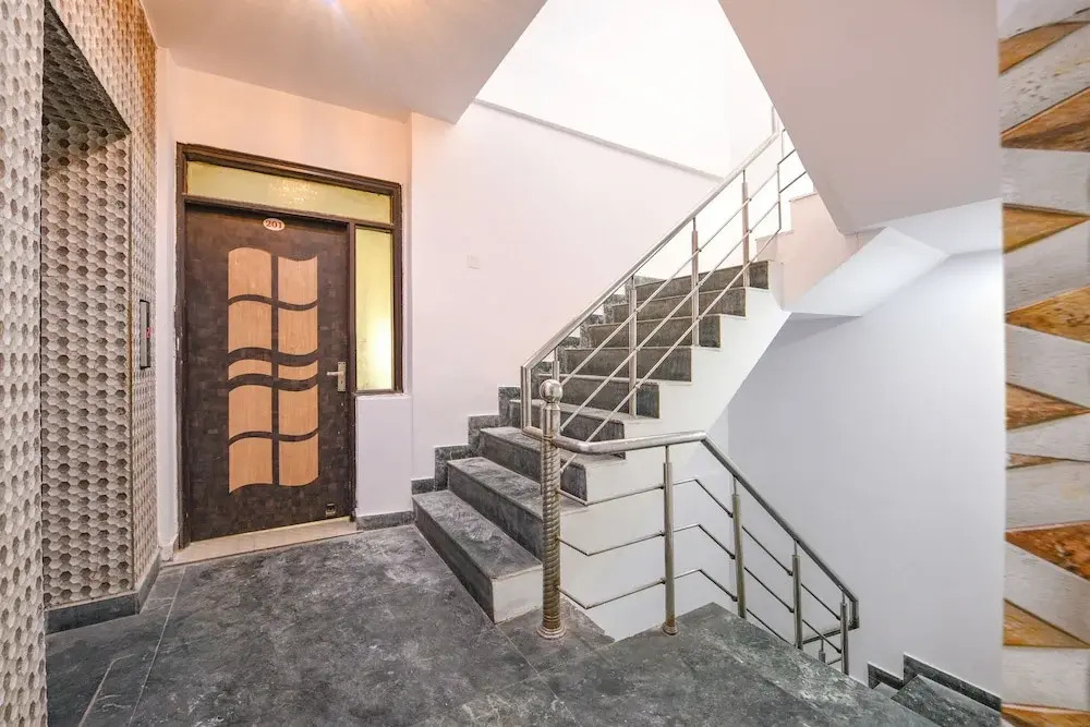 Газиабад: Fabhotel Black Stone Palace