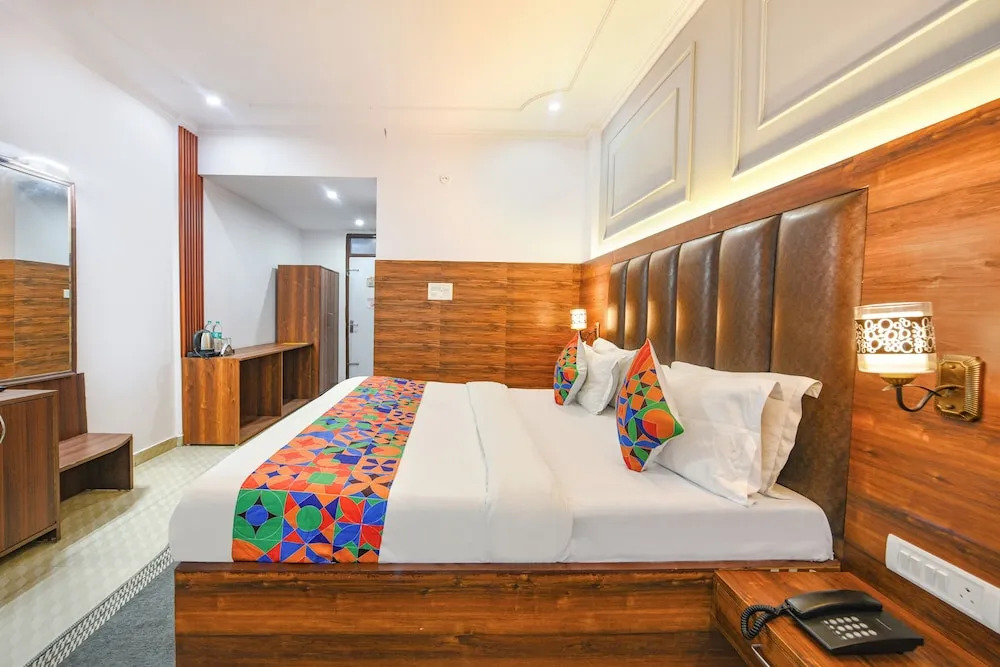 Газиабад: Fabhotel Black Stone Palace
