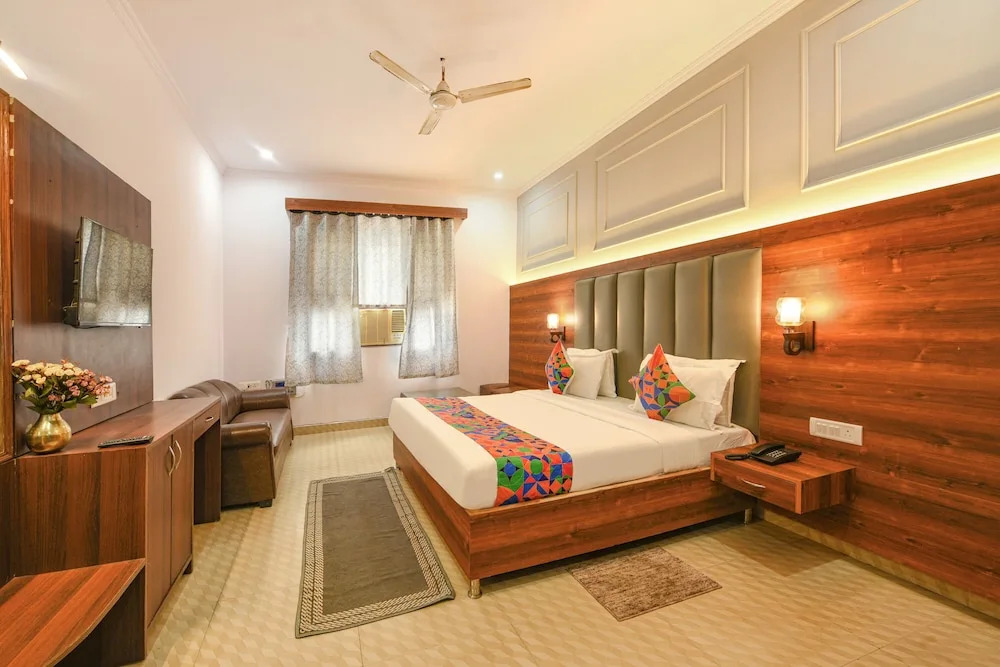 Газиабад: Fabhotel Black Stone Palace