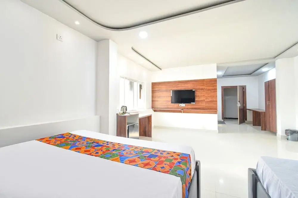 Хидерабад: Fabhotel Srs Grand