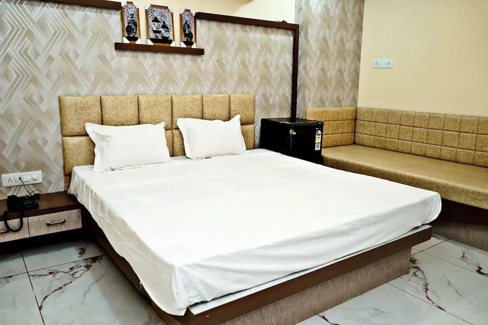 Кхандва: Hotel Shubhaarambh Khandwa
