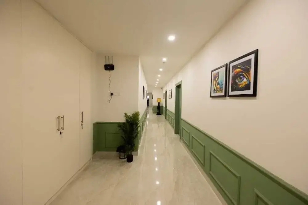 Бхубанешвар: Moon Walk Hotel & Restaurant