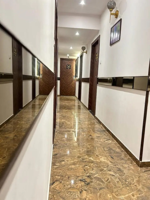 Мумбаи: Hotel MIG SUITES