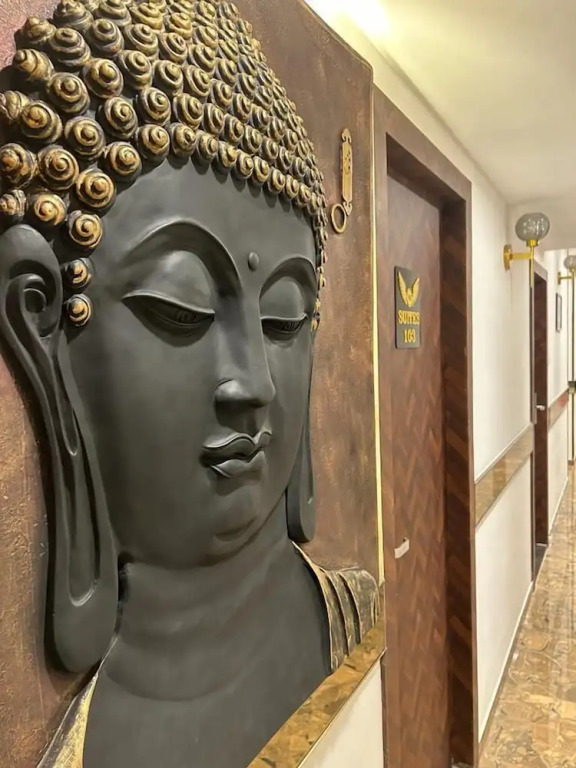 Мумбаи: Hotel MIG SUITES