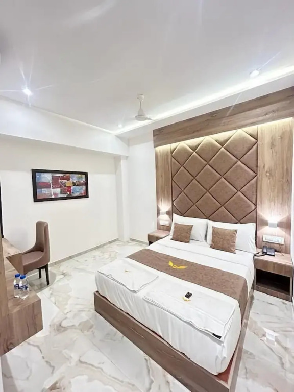 Мумбаи: Hotel MIG SUITES