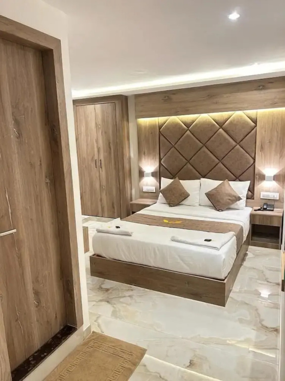 Мумбаи: Hotel MIG SUITES