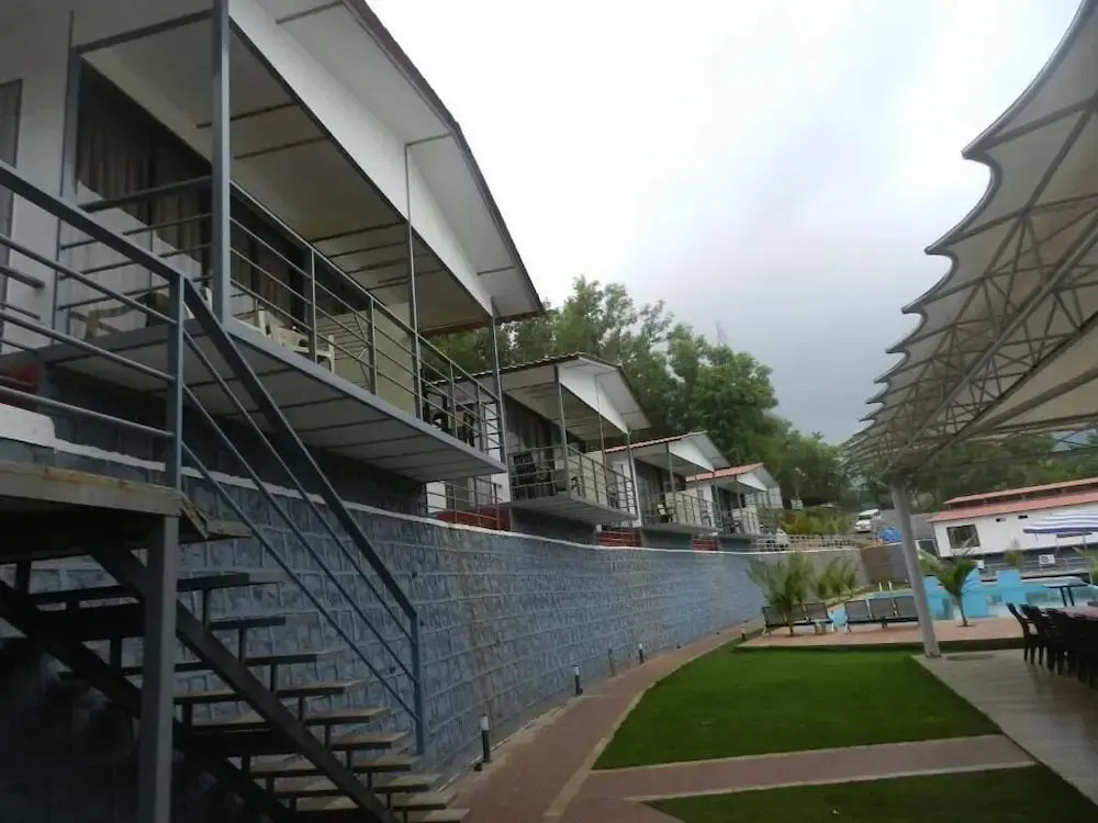Олд-Махабалешвар: The Nihal Resort