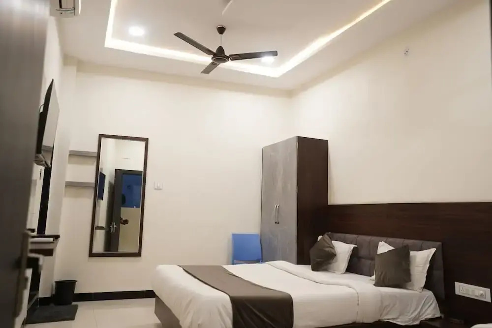 Удджайн: Hotel Dev kripa
