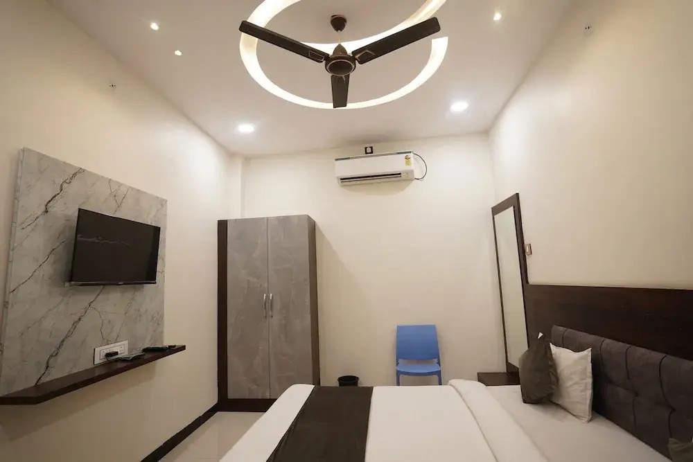 Удджайн: Hotel Dev kripa