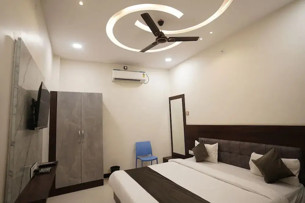 Удджайн: Hotel Dev kripa