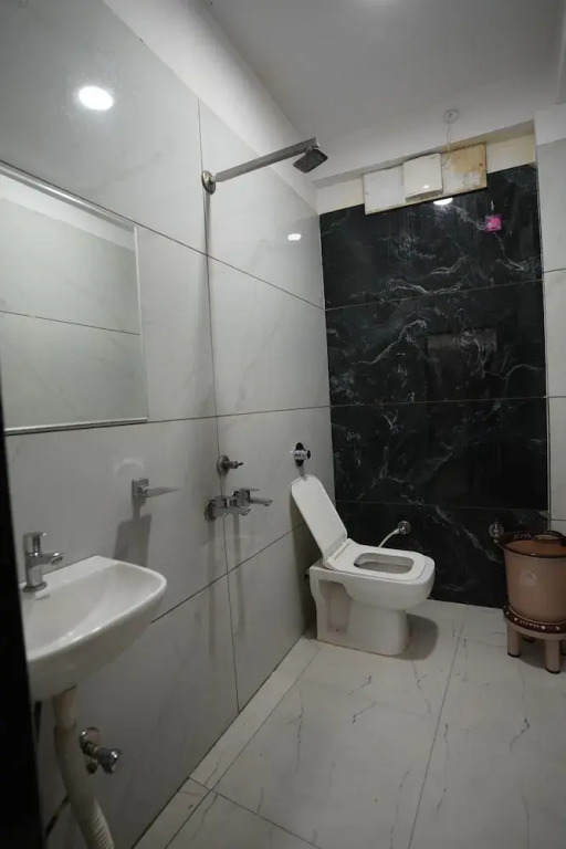 Удджайн: Hotel Dev kripa