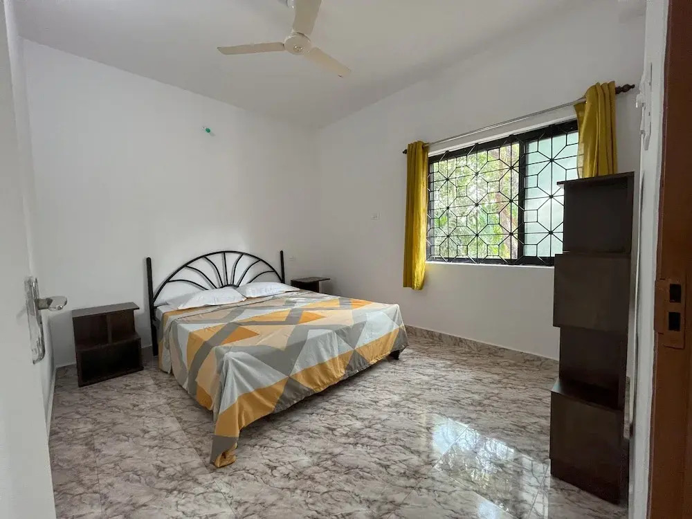 Верем: Mango Tree House