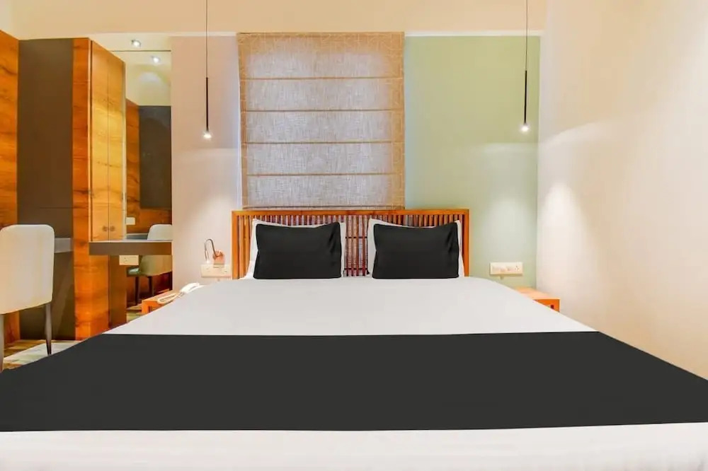 Пуна: Abssolute Homtel - Rooms and Suites