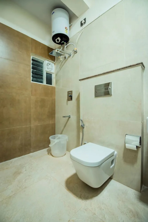Devanur: Commune18 Resorts