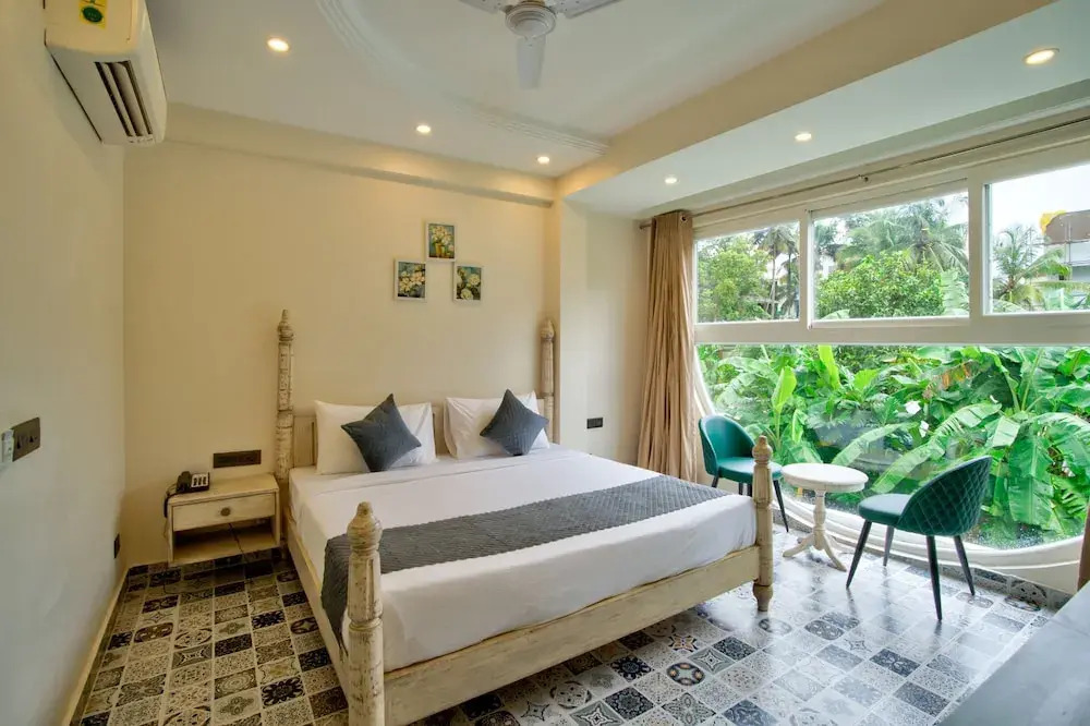 Арпора: The Goa Courtyard