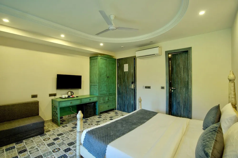 Арпора: The Goa Courtyard