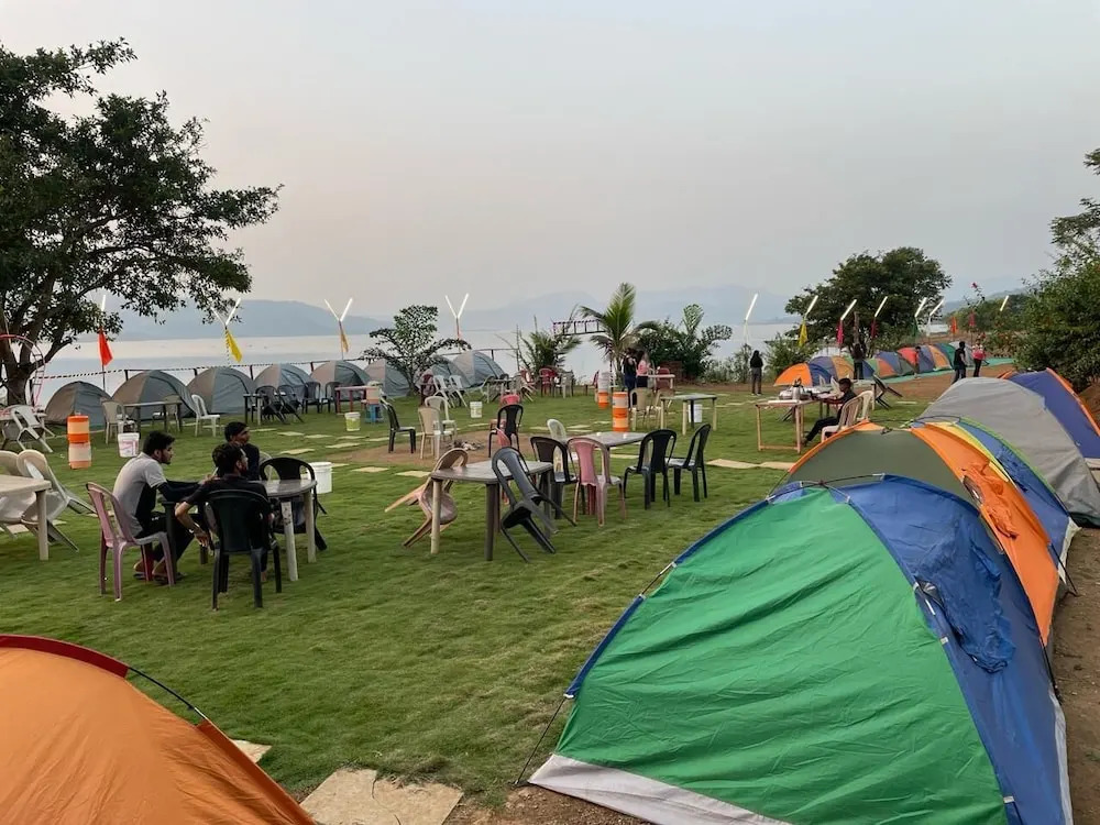 Хандала: Camping in Pawna Lake